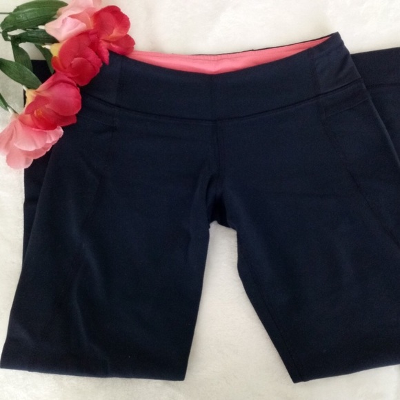 Lululemon capris - Picture 4 of 5